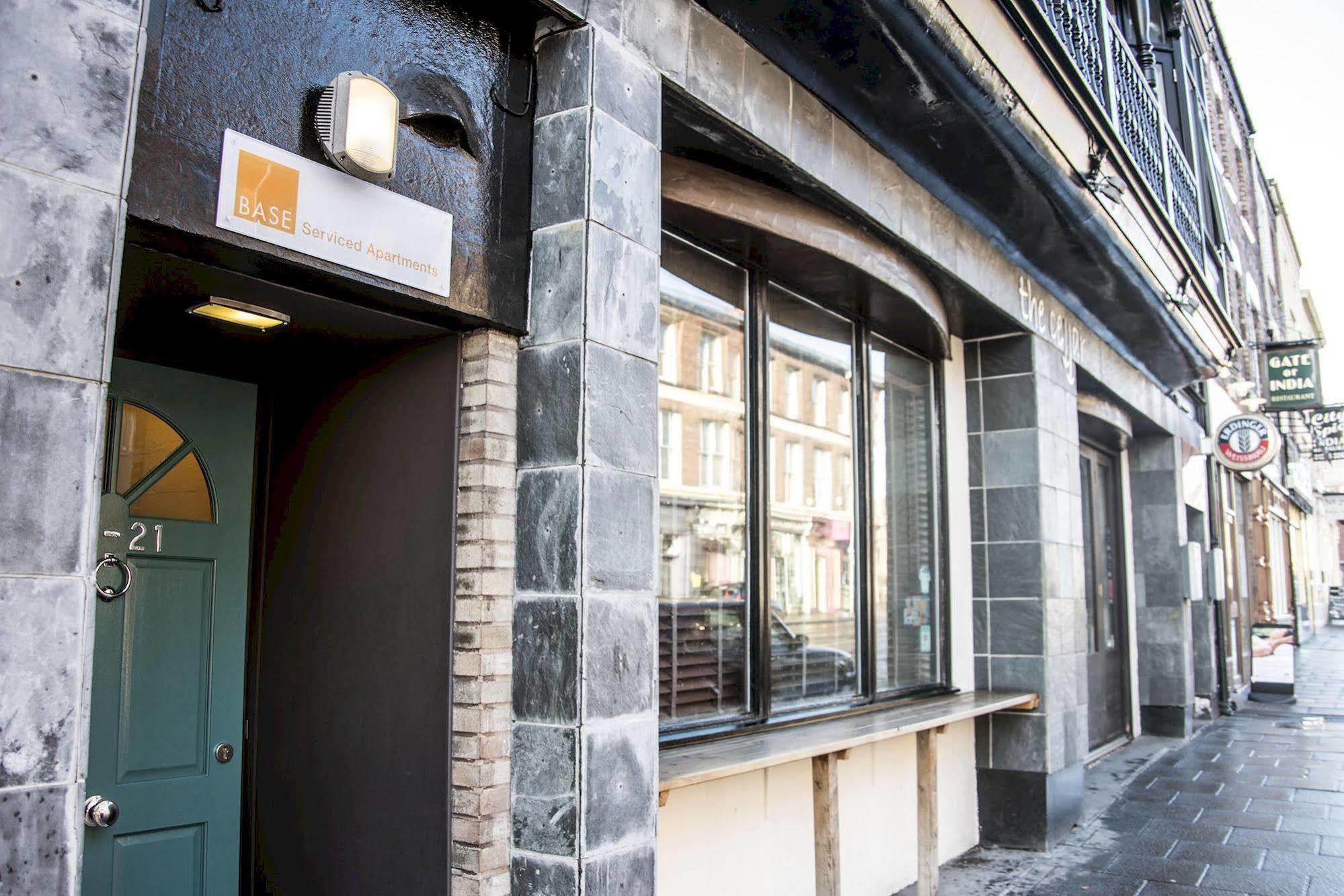 Base Serviced Apartments - City Road Честер Экстерьер фото
